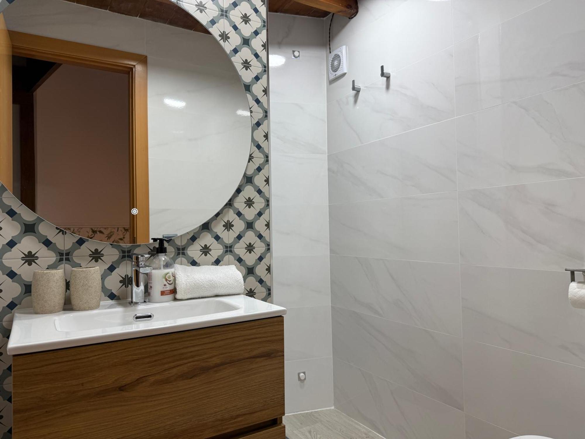 Amazing Apartment In Malaga Oldtown Calle Carreteria Free Wifi&Ac Málaga Exterior foto